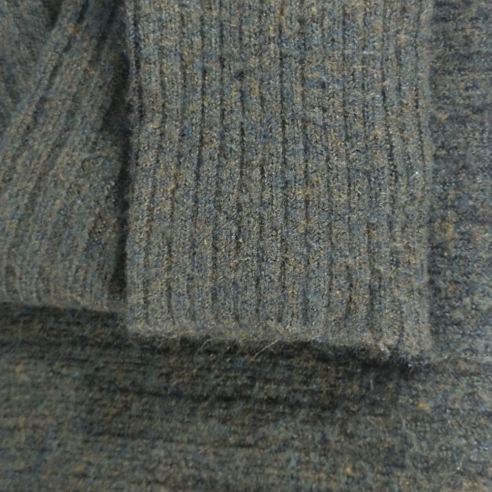 Old Navy Green Sweater Top - Picture 6 of 7